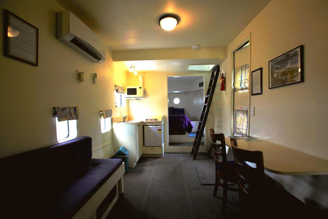 Woodlyn Park Motel Waitomo Caves Eksteriør bilde